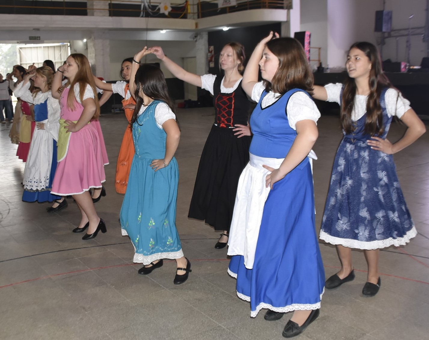 FRÜHLINGSFEST – FIESTA DE LA PRIMAVERA